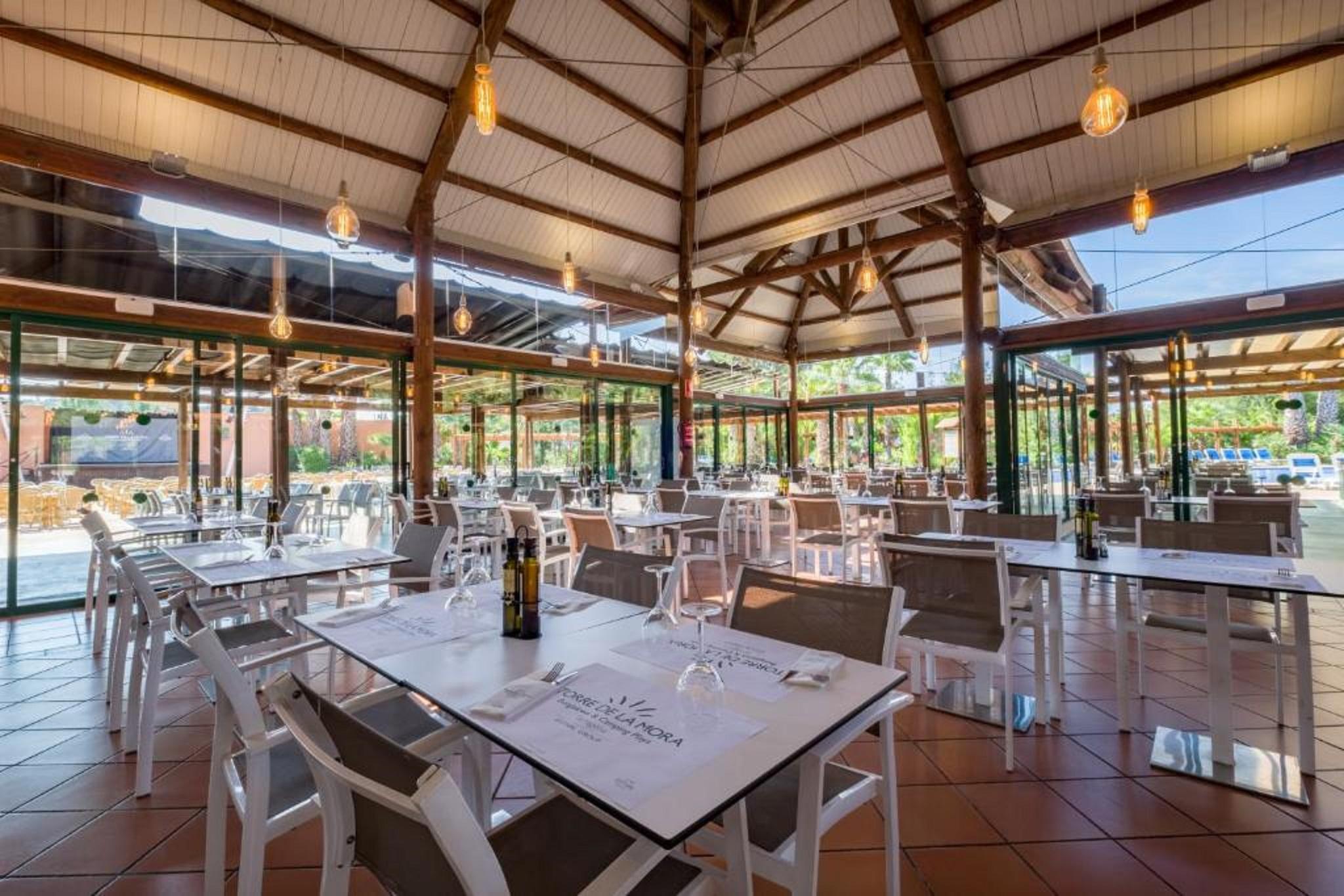 Camping Estival Torre De La Mora تاماريت المظهر الخارجي الصورة