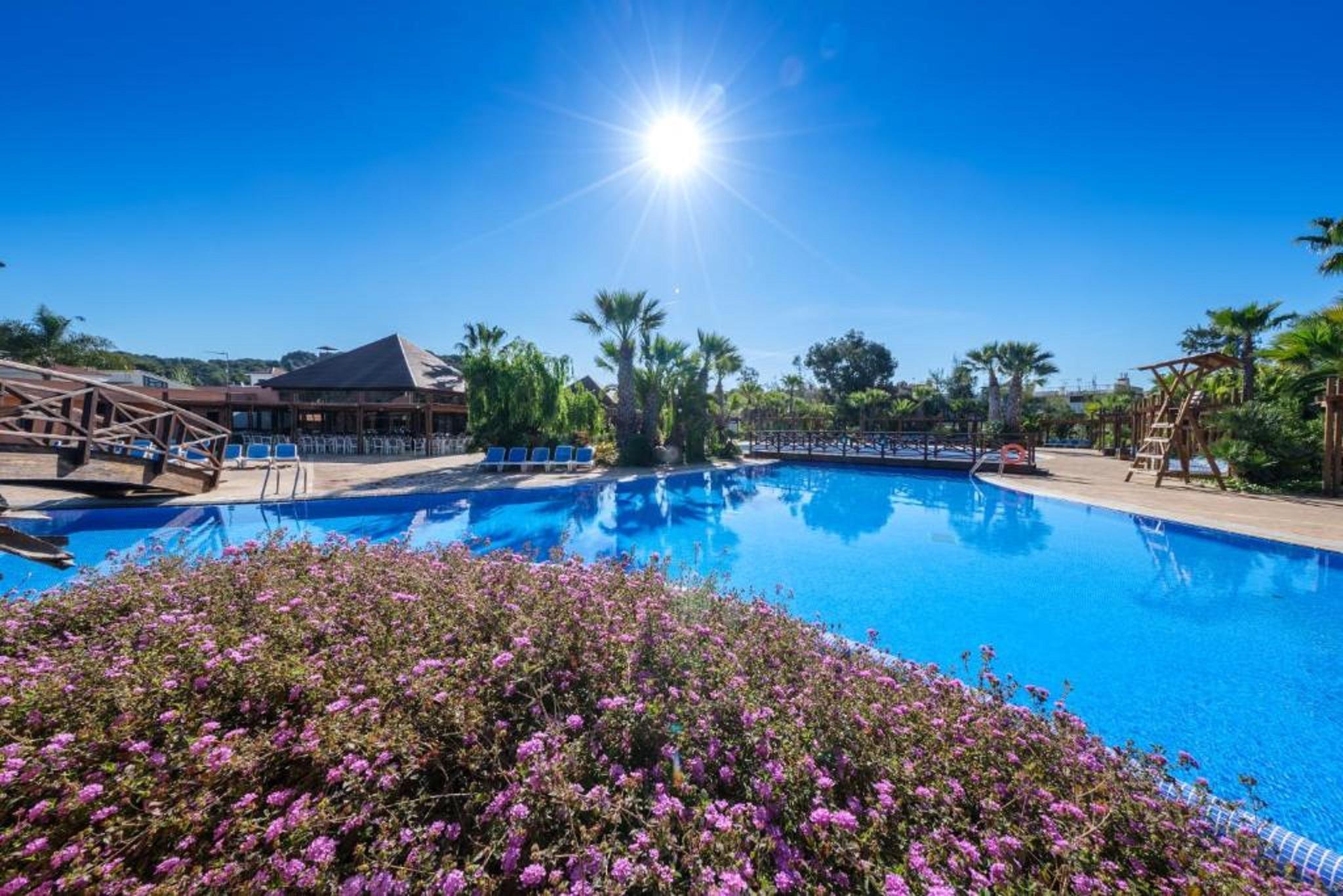 Camping Estival Torre De La Mora تاماريت المظهر الخارجي الصورة