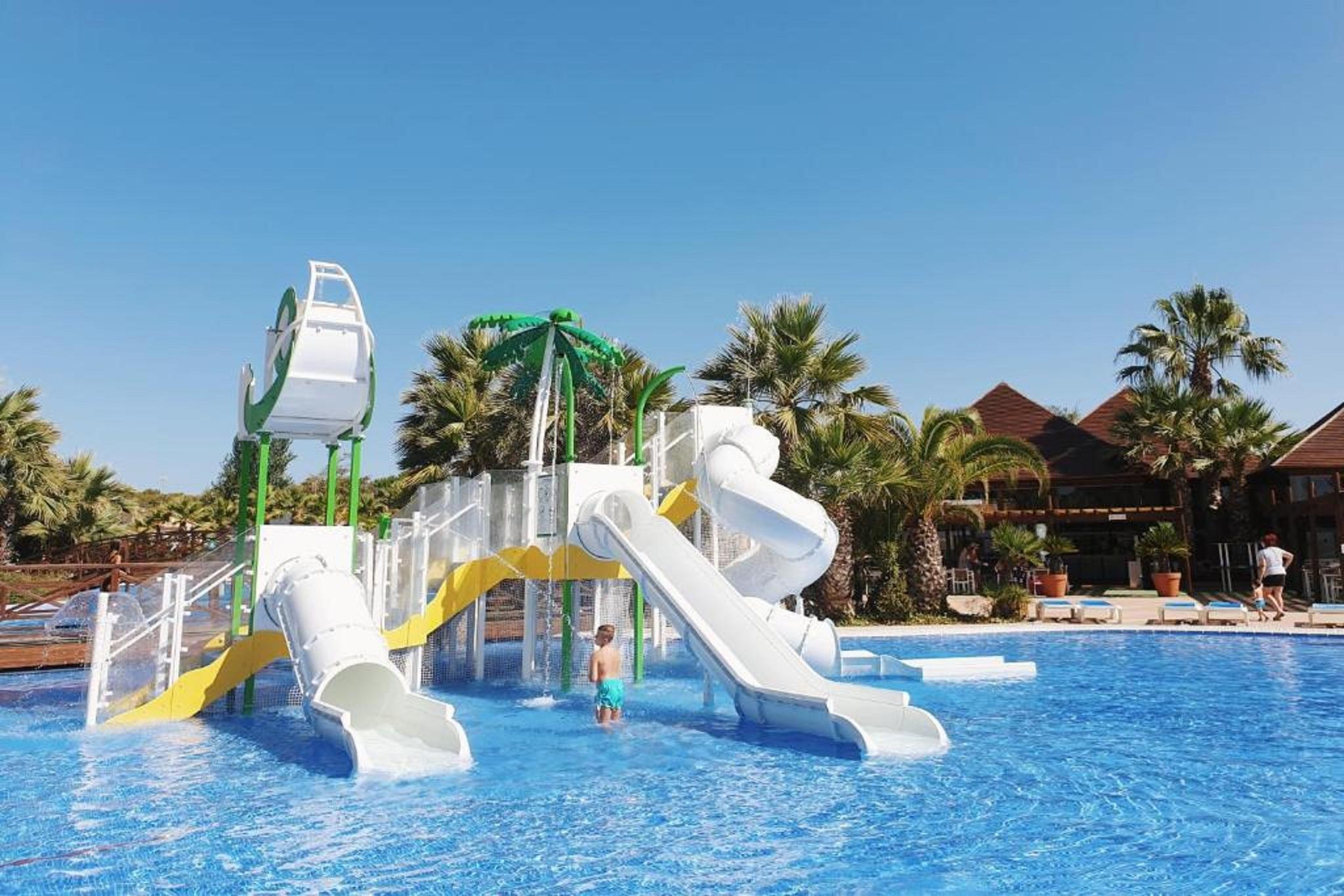 Camping Estival Torre De La Mora تاماريت المظهر الخارجي الصورة