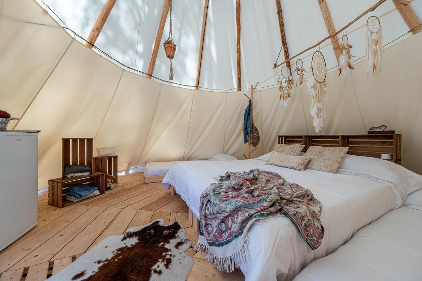 Camping Estival Torre De La Mora تاماريت المظهر الخارجي الصورة