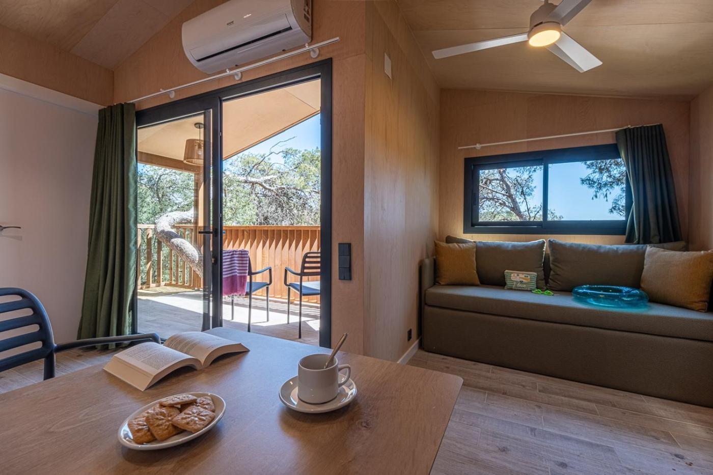 Camping Estival Torre De La Mora تاماريت المظهر الخارجي الصورة