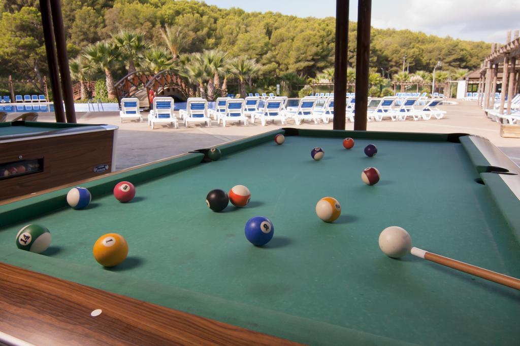 Camping Estival Torre De La Mora تاماريت المظهر الخارجي الصورة