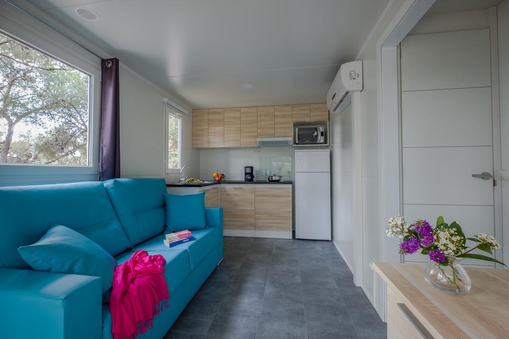 Camping Estival Torre De La Mora تاماريت المظهر الخارجي الصورة
